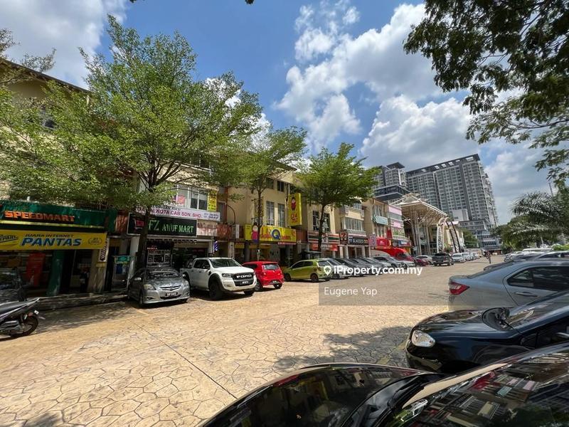 Shop / Office for Sale in Taman Putra Damai, Ara Damansara by Eugene Yap - iProperty.com.my