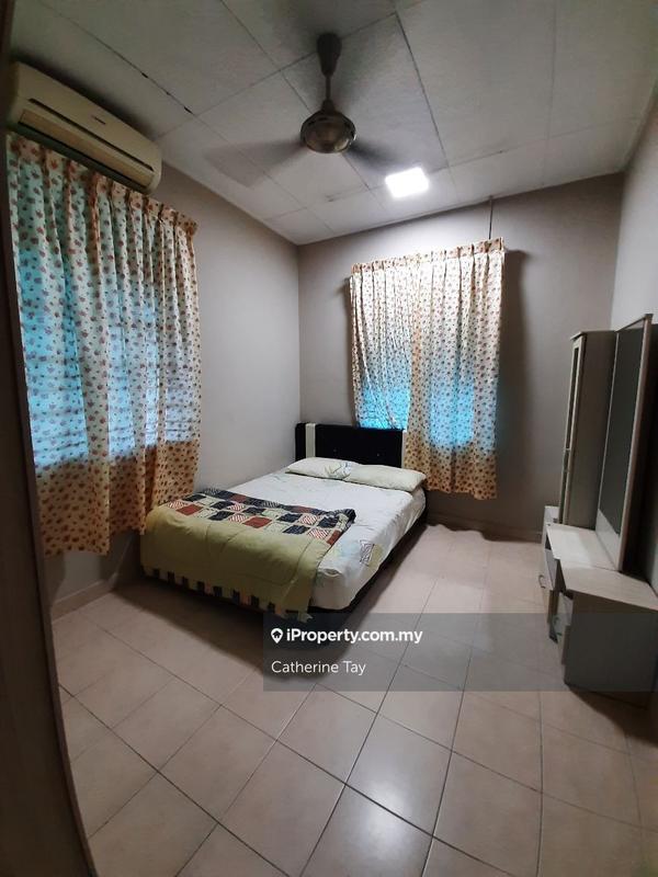 Rumah Teres 2-Tingkat untuk Dijual di Taman Bukit Dahlia, Pasir Gudang oleh Catherine Tay - iProperty.com.my