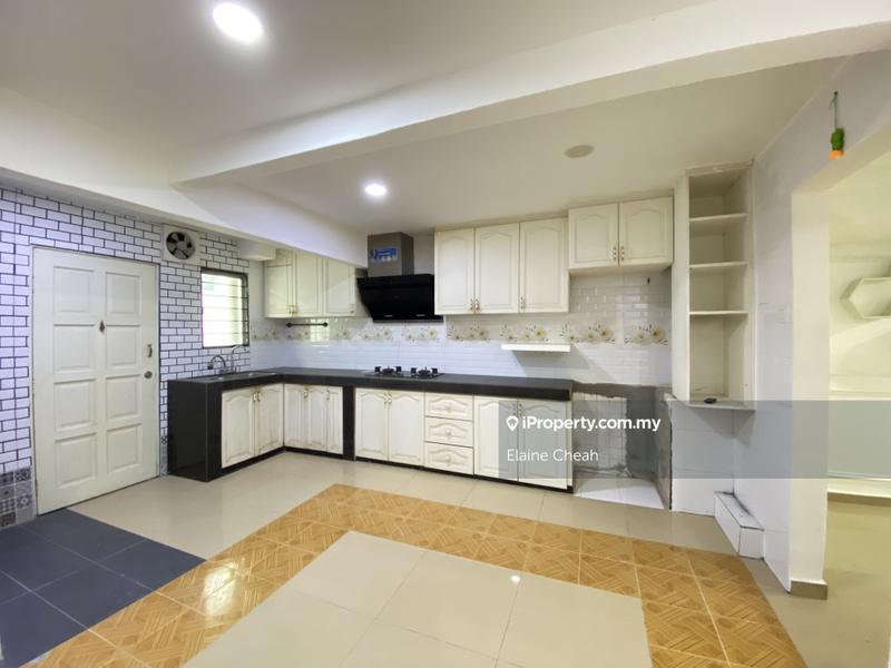 Rumah Berangkai 2 Tingkat untuk Dijual di Taman Selayang Utama, Selayang oleh Elaine Cheah - iProperty.com.my