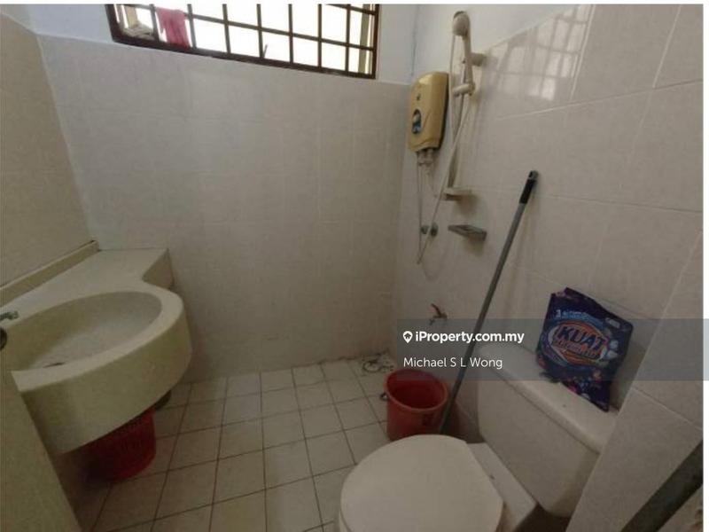 Kondominium untuk Dijual di Platinum Hill PV 5 oleh Michael S L Wong - iProperty.com.my