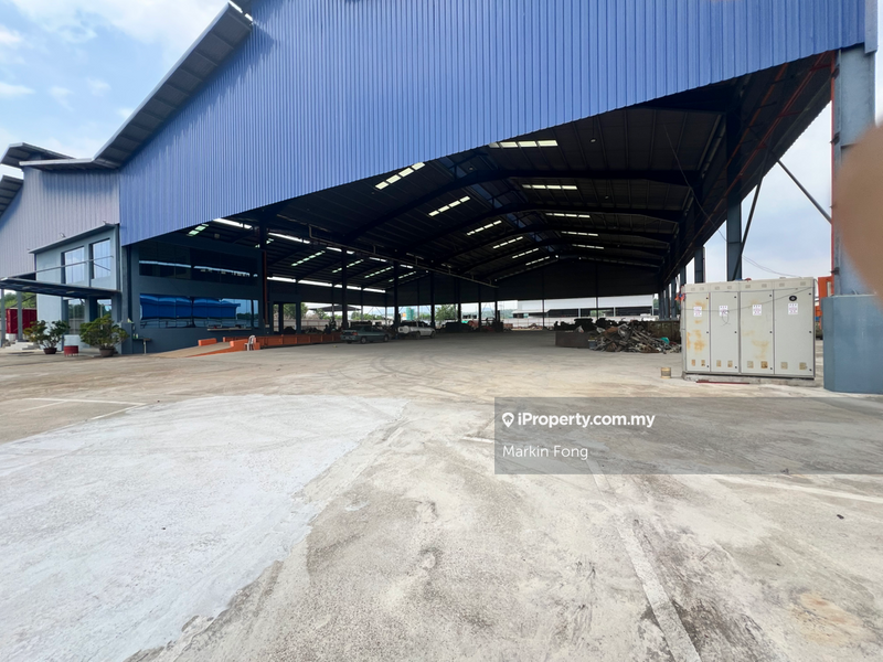 Gudang untuk Disewa di 𝑷𝒆𝒓𝒊𝒏𝒅𝒖𝒔𝒕𝒓𝒊 𝑫𝒂𝒎𝒂𝒏𝒔𝒂𝒓𝒂, Kuantan oleh Markin Fong - iProperty.com.my