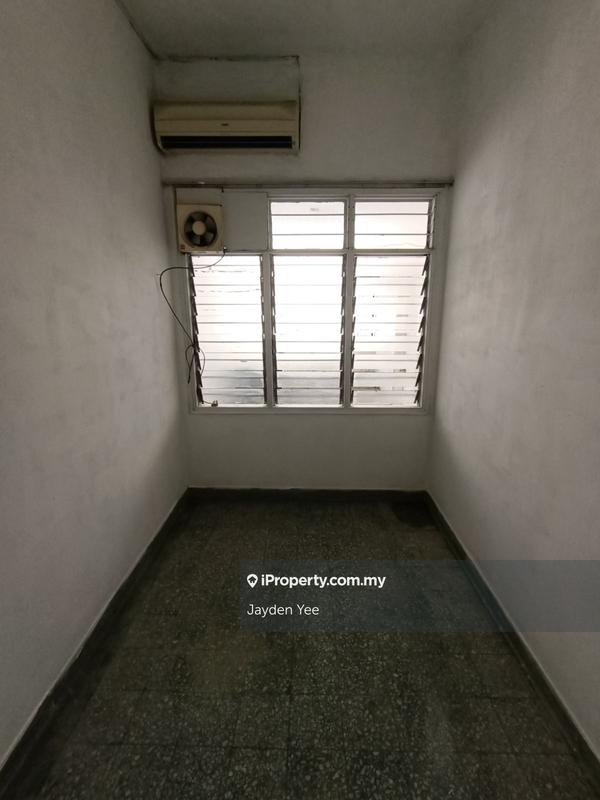 2-storey Terraced House for Sale in Taman Overseas Union (Taman Oug), Jalan Klang Lama (Old Klang Road) by Jayden Yee - iProperty.com.my