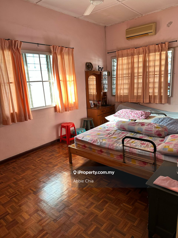 Rumah Teres untuk Dijual di Taman Kepong, Kepong oleh Abbie Chia - iProperty.com.my