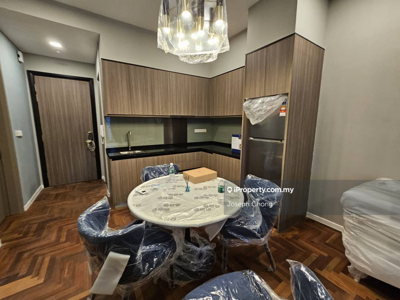 For Sale - Bloomsvale Menara Vista Petaling