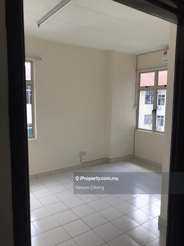 Kediaman Servis untuk Dijual di Fortune Avenue oleh Nelson Chong - iProperty.com.my