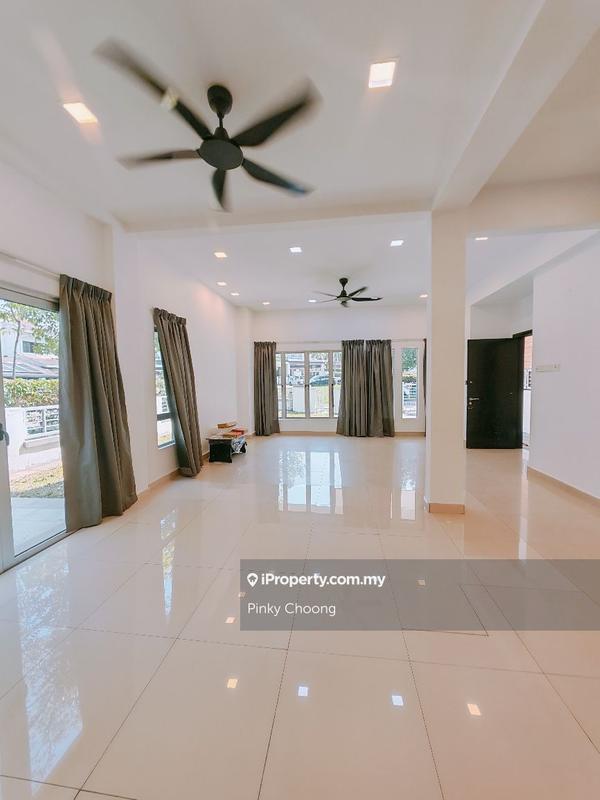 2.5-storey Terraced House for Sale in Valencia, Sungai Buloh by Pinky Choong - iProperty.com.my