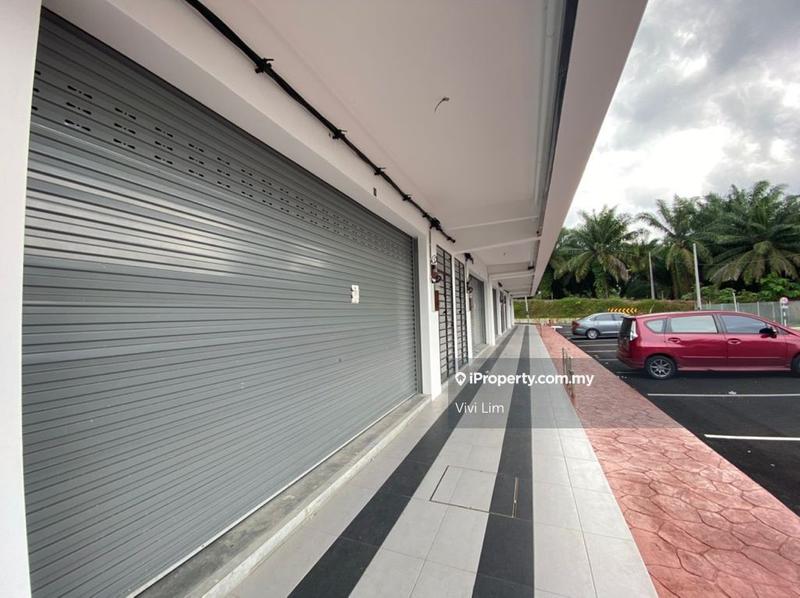 Shop / Office untuk Dijual di Taman Saujana, Kluang oleh Vivi Lim - iProperty.com.my
