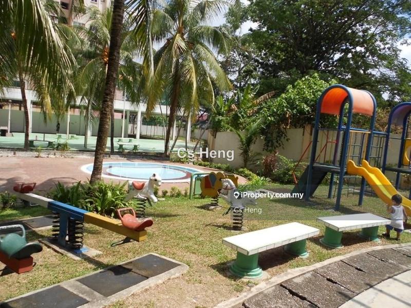 Pangsapuri untuk Dijual di Sri Intan 2 oleh Cs Heng - iProperty.com.my