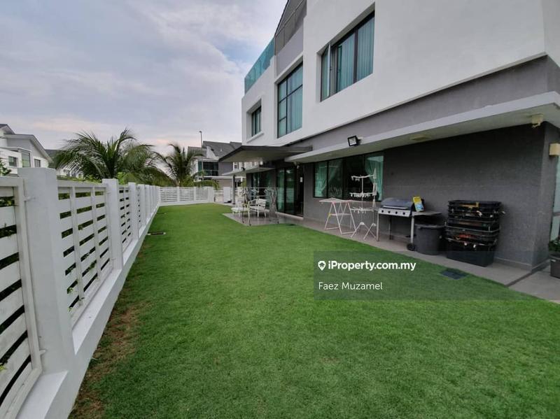 Rumah Berangkai 3 Tingkat untuk Dijual di Denai Alam, Shah Alam oleh Faez Muzamel - iProperty.com.my