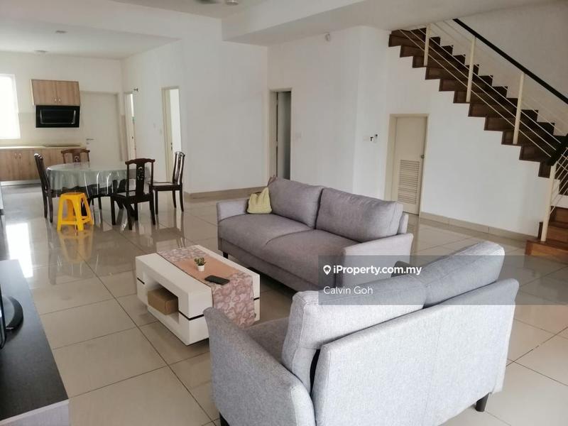 Rumah Teres 3-Tingkat untuk Dijual di Cassia Garden Residence, Presint 11 oleh Calvin Goh - iProperty.com.my