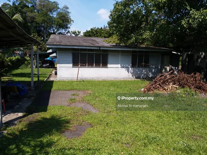 Banglo Tanah untuk Dijual di xp5xq, Ampang oleh Akmal N Hartanah - iProperty.com.my
