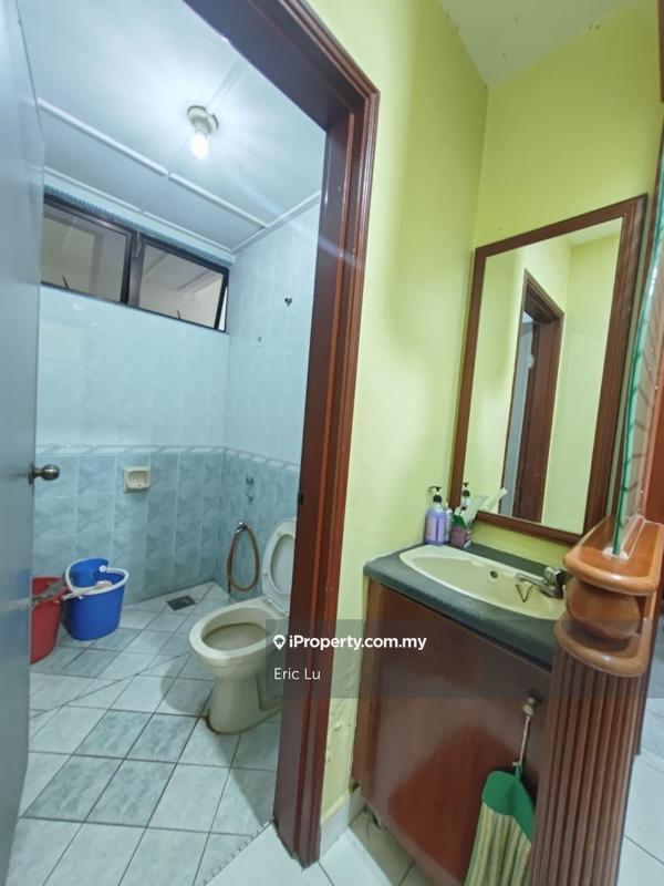 Rumah Berkembar untuk Dijual di Johor Bahru, Perling oleh Eric Lu - iProperty.com.my