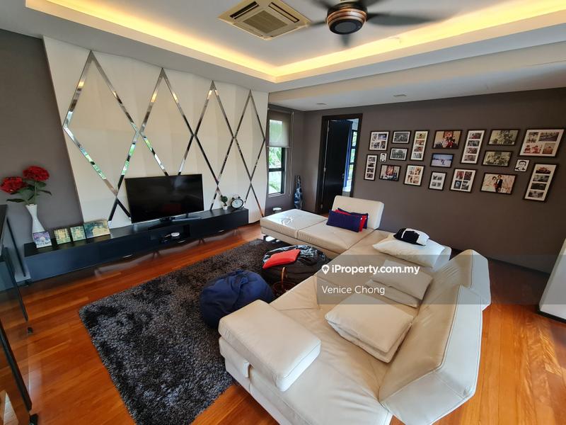 Bungalow House for Sale in Bukit Gita Bayu, Seri Kembangan by Venice Chong - iProperty.com.my