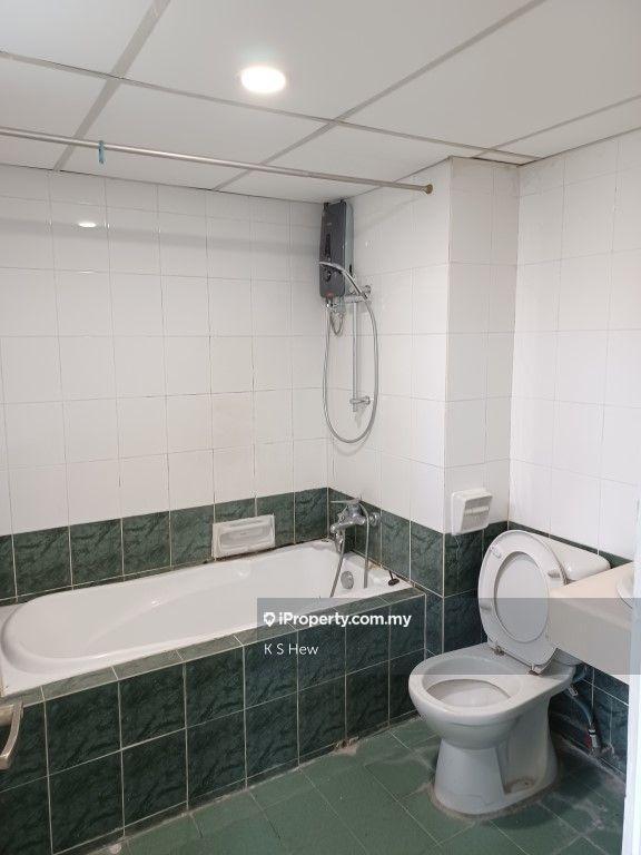 Condominium for Sale in Amadesa Resort Condominium by K S Hew - iProperty.com.my
