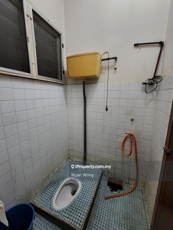Rumah Berkembar untuk Dijual di Damansara Jaya, Petaling Jaya oleh Bryan Wong - iProperty.com.my