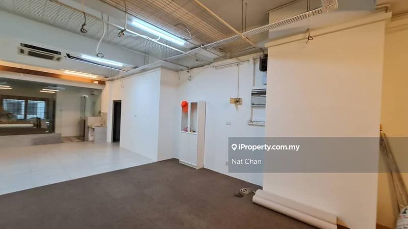 Shop for Sale in SS7, Petaling Jaya by Nat Chan - iProperty.com.my