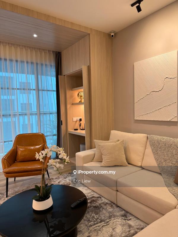 For Sale - Sapphire On The Park