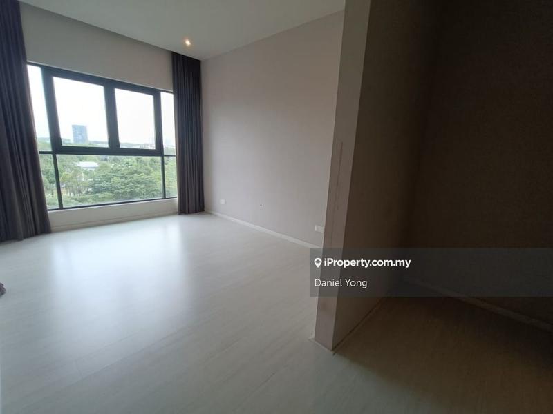 For Sale - The WaterEdge (Pinggiran Air)