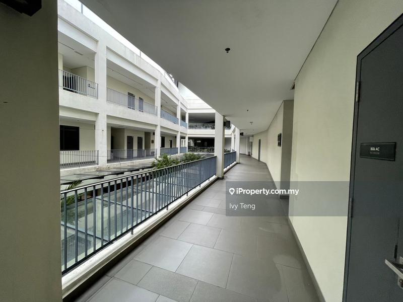 For Sale - Plaza Arkadia