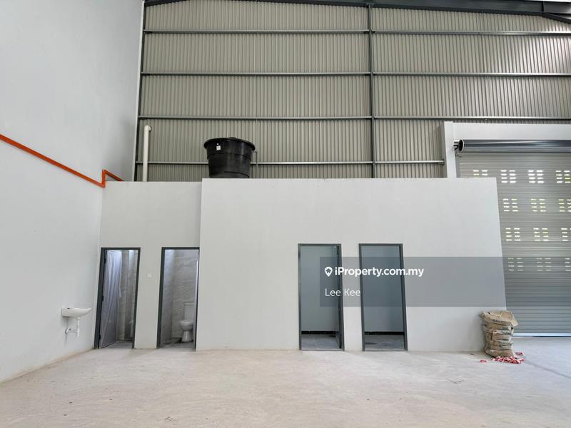Semi-D Factory for Sale in Taman Wawasan Perindustrian, Senggarang by Lee Kee - iProperty.com.my