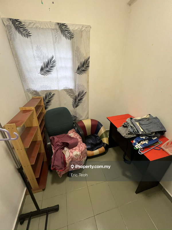 Flat for Sale in Taman Sri Serdang by Eric Teoh - iProperty.com.my