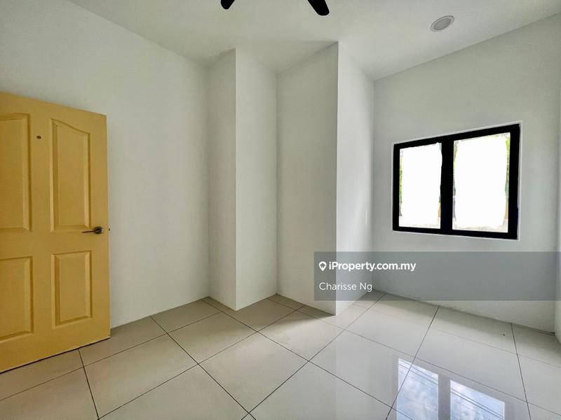 Rumah Berangkai 2.5 Tingkat untuk Dijual di mic2e, Cheras oleh Charisse Ng - iProperty.com.my