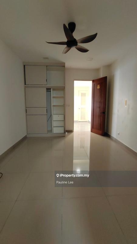 Rumah Teres 2-Tingkat untuk Dijual di Taman Lestari Putra, Seri Kembangan oleh Pauline Lee - iProperty.com.my