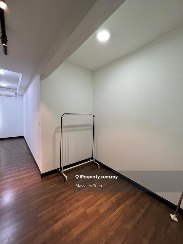Condominium for Sale in Hijauan Saujana by Mavviies Teea - iProperty.com.my