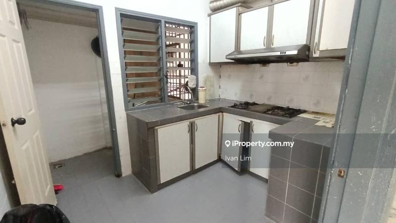 For Sale - Pandan Heights Condominium