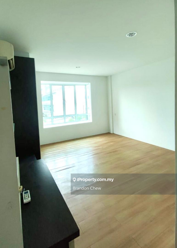 For Sale - The Ryegates