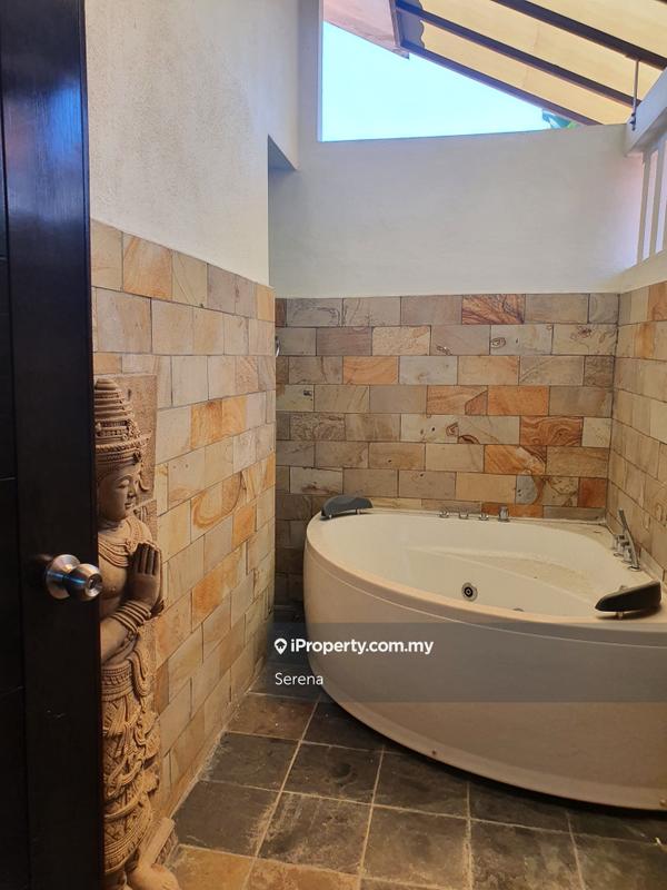 Rumah Berkembar untuk Dijual di Country Heights, Kajang oleh Serena - iProperty.com.my