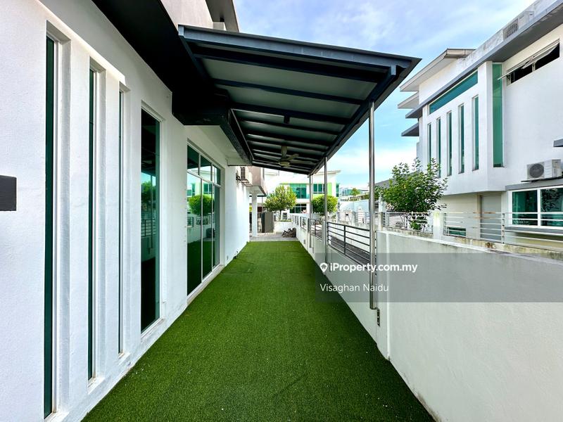 Bungalow House untuk Dijual di Bandar Country Homes, Rawang oleh Visaghan Naidu - iProperty.com.my
