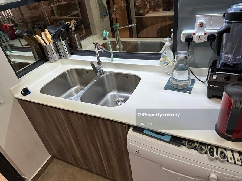 For Sale - The Rainz