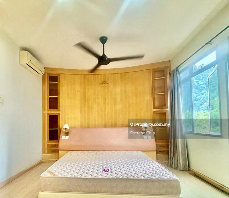 For Sale - Leader Garden