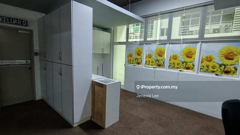 Office for Sale in Kayu Ara, Selangor by Jenevia Lee - iProperty.com.my