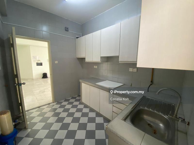 For Sale - Villa Putra