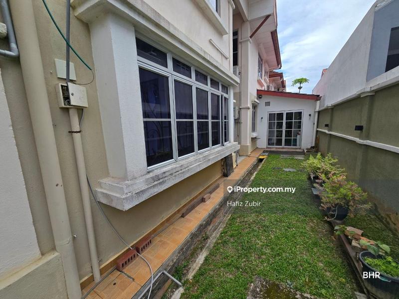 Banglo untuk Dijual di Bandar Seri Putra, Bangi oleh Hafiz Zubir - iProperty.com.my