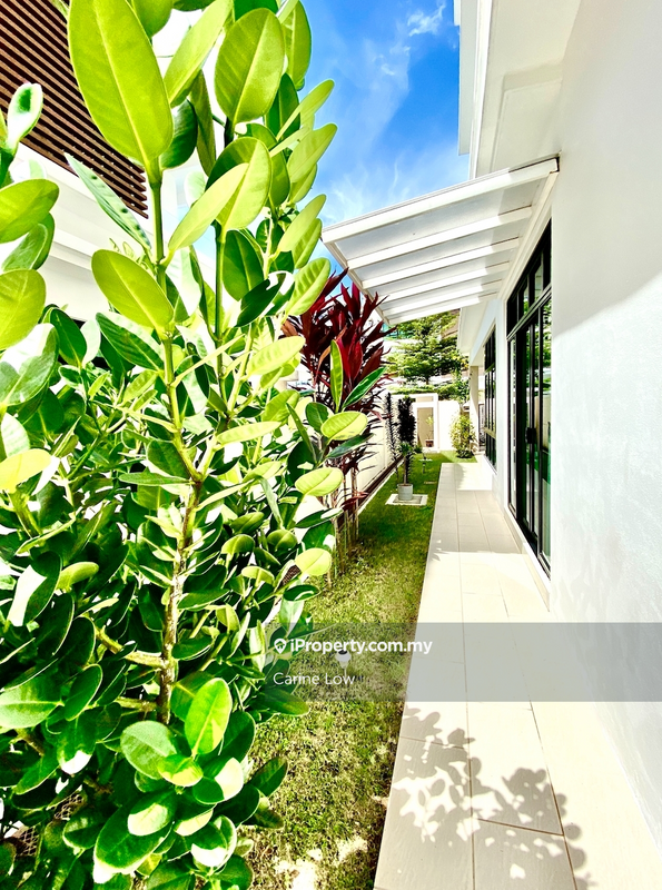 Rumah Berkembar untuk Dijual di Batu Feringghi, Penang oleh Carine Low - iProperty.com.my