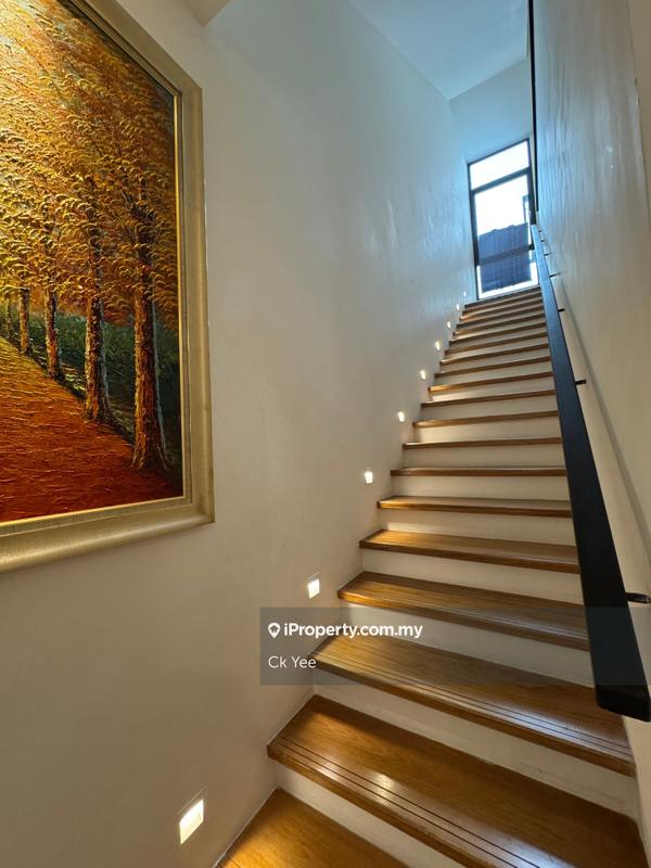 Bungalow House for Sale in Mines Resort City, Seri Kembangan by Ck Yee - iProperty.com.my