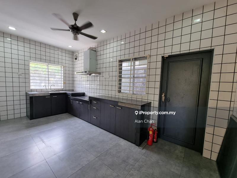 Rumah Berkembar untuk Dijual di 16 Sierra, Puchong oleh Alan Chan - iProperty.com.my