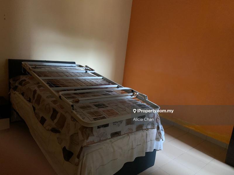 Apartment for Sale in PD Marina World Resort by Alicia Chan - iProperty.com.my