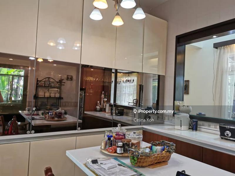 Bungalow House for Sale in Valencia, Sungai Buloh by Celina Koh - iProperty.com.my