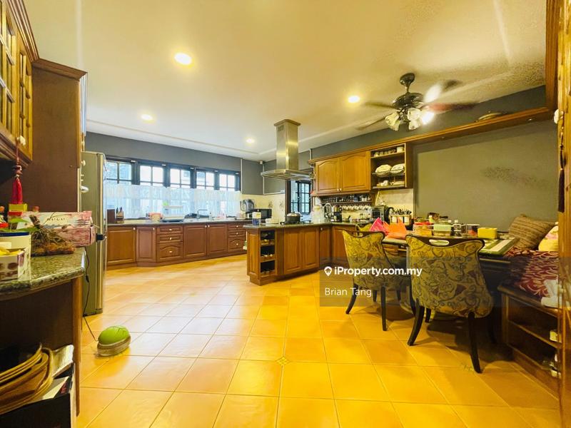 Bungalow House for Sale in Sierramas, Sungai Buloh by Brian Tang - iProperty.com.my