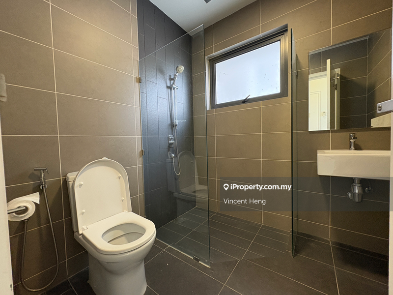 Condominium for Sale in Urbana Residences by Vincent Heng - iProperty.com.my