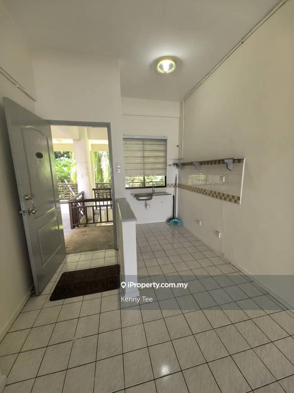 Kondominium untuk Dijual di Corus Paradise Resort oleh Kenny Tee - iProperty.com.my