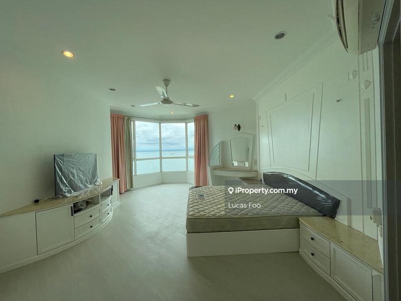 Kondominium untuk Disewa di Gurney Beach Resort oleh Lucas Foo - iProperty.com.my
