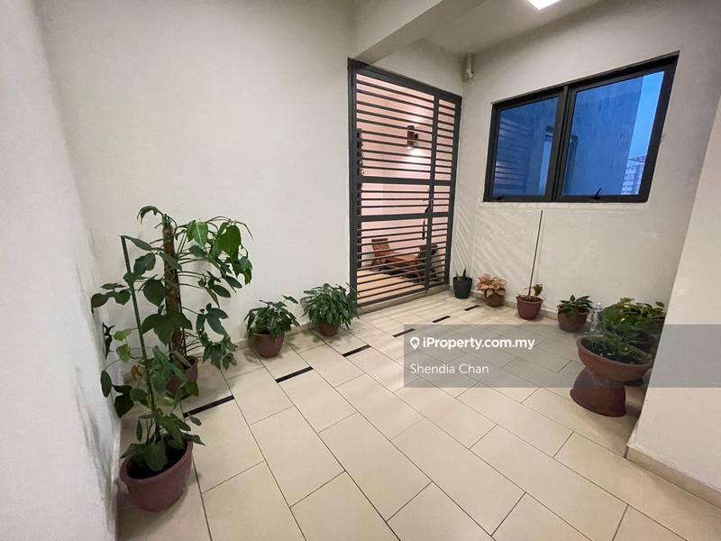 For Sale - Zefer Hill Residence