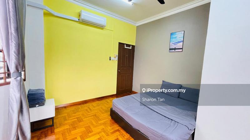 Rumah Berkembar untuk Dijual di Taman Rinting, Masai oleh Sharon Tan - iProperty.com.my