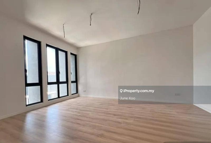 Rumah Teres 3-Tingkat untuk Dijual di Taman Puncak Jalil, Seri Kembangan oleh June Koo - iProperty.com.my
