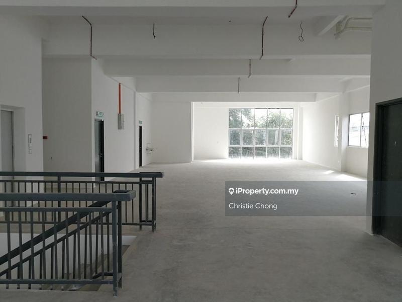 Semi-D Komersial untuk Dijual di Kawasan Perindustrian Nilai 7, Nilai oleh Christie Chong - iProperty.com.my